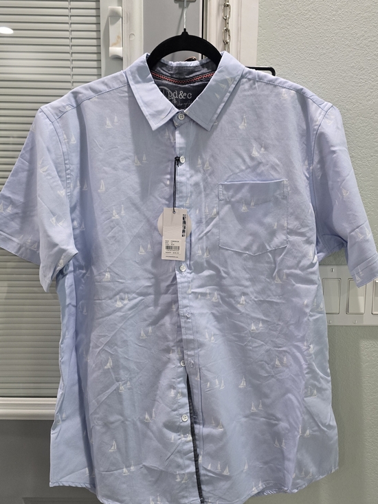 PD&C Other - PD&C Light Blue Short-Sleeve Button-Down Shirt with Sailboat Print